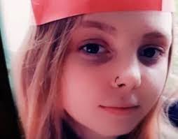 Caitlin Wright: Missing girl, 14, 'ran away to meet Snapchat boyfriend' as  police search continues