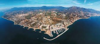 Puerto banus is located within the municipality of marbella and is a very popular destination on the costa del sol. Marbella Bar Tapas Costa Del Sol Fonds De Commerce A Vendre Avillas Commerces Espagne