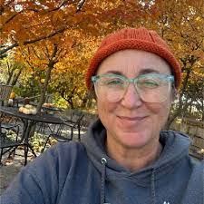 Vachenzia Mckinney's Instagram, Twitter & Facebook