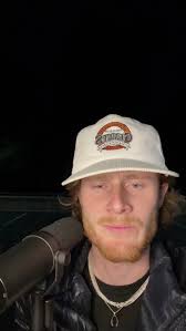 Engaging Original Song Performance: Better Off Without Me