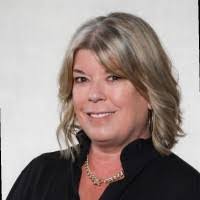 Yvette Wolfe's Instagram, Twitter & Facebook