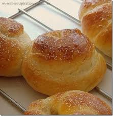 Epingle Sur Brioches Beignets Pain