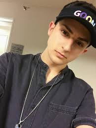 Haylee Walker (@hayleerenay4)