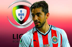 Si, al mejor jugador del rebaño sagrado. Rodolfo Pizarro A Portugal