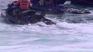 owen wright s wipeout at teahupo o billabong pro tahiti 2014 youtube
