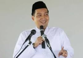 Suami maupun juga isteri terkadang gampang terperosok dalam perbuatan dosa terhadap pasangannya sampai sanggup melukai hati dan menciptakan pasangannya ( suami / isteri ) menjadi resah. 10 Dosa Suami Kepada Istri Yang Bisa Menjatuhkannya Ke Neraka Telisik Id