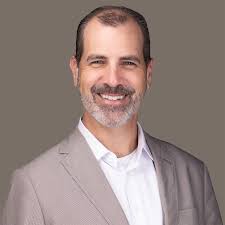 Aaron Chesnut's Instagram, Twitter & Facebook