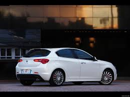 Image result for Rosso Competizione 2011 Giulietta