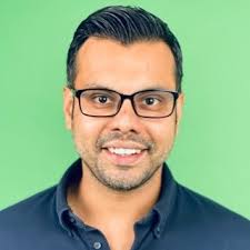 Revolutionizing Management: Making Feedback and Goals Engaging