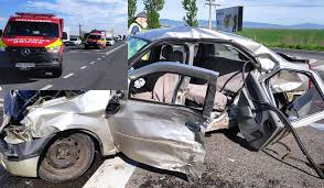 La tercera es la vencida: Ultima OrÄƒ Foto Accident Grav Pe E 85 Un Mort È™i Un RÄƒnit DupÄƒ Ce Trei MaÈ™ini S Au Izbit Violent Monitorul De Vrancea