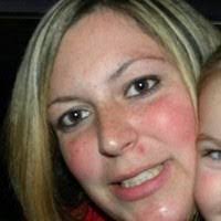 Mallory Comeaux's Instagram, Twitter & Facebook