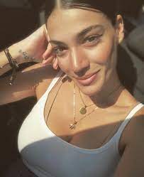 Последние твиты от instagram (@instagram). Hbh Adamoy H Prwth Fwtografia Me Th Molis Dyo Mhnwn Korh Ths Kosmika Gossip Womenonly Gr