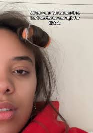 Look up “sad looking christmas decor” and its a whole bunch of earnest  attempts lmaoo #christmasdecor #christmastree #treedecorating #christmas