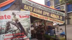 Kunci dari kelezatan sate kambing . Nyobain Sate Kuda Pak Awan Khas Bandung Begini Ternyata Rasanya Gotravelly