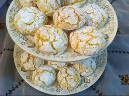 غريبة الكوك والسميدة الرائعة اقتصادية وسهلة التحضيرghriba Noix De Coco Et Semoule Youtube Food Food And Drink Recipes