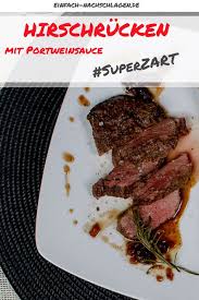 Hirschrucken Mit Cranberry Portwein Sauce Und Sesam Pastinaken Einfach Nachschlagen Rezept Romantisches Essen Essen Fur Besondere Anlasse Pastinaken