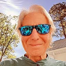 Lee Isaías 51:11 a tu hermana y luego lee Juan 1:1-6