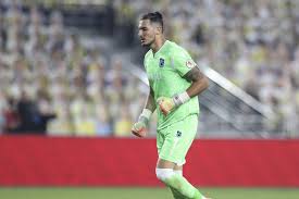 23 kilo & boy : Trabzonspor Da Ugurcan Cakir Sakatlandi Aspor