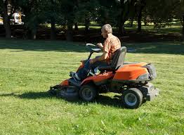 The electric start is not working. What Is A Lawn Mower Starter With Pictures