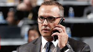 Steve Yzerman stepping down as Lightning GM; Julien BriseBois to take over 