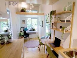 Material yang digunakan untuk membangun rumah di kampung biasanya berasal dari maka tidak heran jika rumah di kampung tetap terlihat mewah sekalipun dengan desain yang amat sederhana. Desain Rumah Kecil Modern Gaya Interior Mid Century Modern Yang Menginspirasi Interiordesign Id