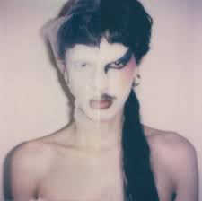 Las alumnas y alumnos del Máster La Fábrica ya han presentado sus proyectos  finales. ¡Enhorabuena! 🎓 Silvia Alba @silviaalba_ Diana Arias @naranjarias  @ilustropia.festival Bárbara Da Silva @baescondidas @somosquarto Luisa  Echeverria Beatriz Gutiérrez @