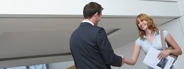 Gut, klar, er wird eventuelle unkosten seiner kredittilgung auf den kaufpreis des hauses umlegen, aber. Eine Immobilie Mit Schulden Verkaufen Geht Das Immo Ratgeber Oo