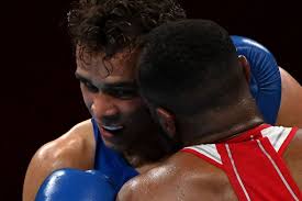 For the first time in the london 2012 olympics, the women's boxing event was introduced. Moroccan Olympic Boxer Tries To Take A Bite Out Of Opponent Wfxrtv