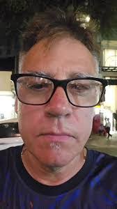 Carrie Caron's Instagram, Twitter & Facebook