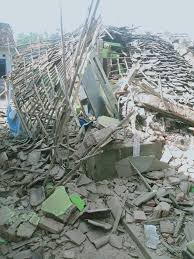Memang benar ada lima korban yang meninggal dunia akibat gempa yang berpusat di malang, kata kepala bidang. Foto Foto Kerusakan Akibat Gempa Magnitudo 6 7 Di Malang Kabar24 Bisnis Com