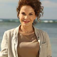 Sigrid thornton (born 12 february, 1959) is an australian actress. Seachange 2019 Sigrid Thornton Reveals Why Now Is The Perfect Time To Reboot Seachange Nine Com Au