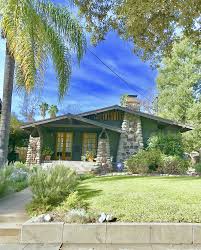 Pasadena Craftsman Bungalow Pasadena Ca Craftsman Bungalows Bungalow Style Architecture
