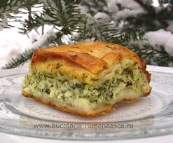 Pentru inceput faramitam urda cu o furculita, apoi amestecam cu lingura de lemn. Placinta Cu Branza Si Marar Cooking Recipes Food Romanian Food