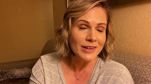 Film and TV actress Heather Danner, who also has a role in this film, with  a short video message asking for your support! You can help the project  here:  https://www.kickstarter.com/projects/thedoctorscase/the-doctors-case-movie 