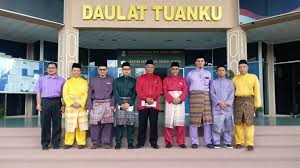 Majlis hari raya aidilfitri dan penyampaian apc 2015 sambutan hari raya jabatan dan penyampaian sijil apc pejabat daerah dan tanah besut. Roadshow Rektor Di Rompin Berjaya Kolej Universiti Islam Pahang Sultan Ahmad Shah