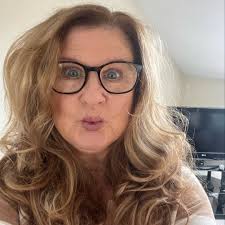 🍭MEET PERDY! 🍭 This sweet girl has all the love (and energy!) you'd  expect from a growing pup. She's thriving in foster care and would make a  wonderful addition to a loving