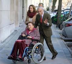 Tensão de cortar à faca. Rainha Sofia chora em reunião da família e o rei Felipe VI bate-boca com o pai, Juan Carlos - Mundo - FLASH!