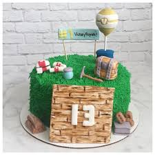 Birthday Cake For 13 Year Old Boy A Fortnite Cake For A 13 Year Old Fortnite Fortnitecake Battleroyale Birthday Birthdaycake Party Boy Birthday Cake 13 Birthday Cake 8th Birthday Cake