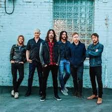 The group took its name from foo fighter, a nickname coined by allied aircraft pilots for ufos and other aerial phenomena. Foo Fighters Albumes Canciones Playlists Escuchar En Deezer