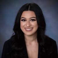 5600+ "Glòria García" profiles