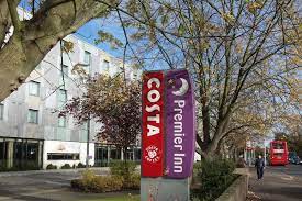 Descubra por que tantos viajantes escolhem o premier inn london heathrow airport (bath road) hotel ao visitar hounslow. Premier Inn London Heathrow Airport Terminal 5 Hotel