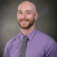 Derek Ragsdale's Instagram, Twitter & Facebook