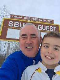 Robert Peraza's Instagram, Twitter & Facebook