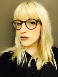 Julia Dart's Instagram, Twitter & Facebook