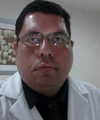 Dr. Marcos Moura Santos opiniões