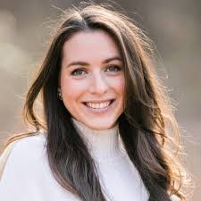 Heather Mroz's Instagram, Twitter & Facebook