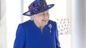 Queen Elizabeth Butler Berichtet Die Konigin Hat Keinen Kleiderschrank