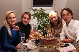 Sondre lerche debuterer snart som forfatter, etter 18 år som artist. Linnea Myhre On Twitter
