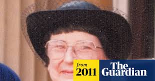 Annette Rawson's Instagram, Twitter & Facebook