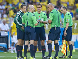 Brych (feminine singular brech, plural brychion, equative bryched, comparative brychach, superlative brychaf). Wm Freitag Erster Einsatz Fur Schiedsrichter Brych News Wahretabelle